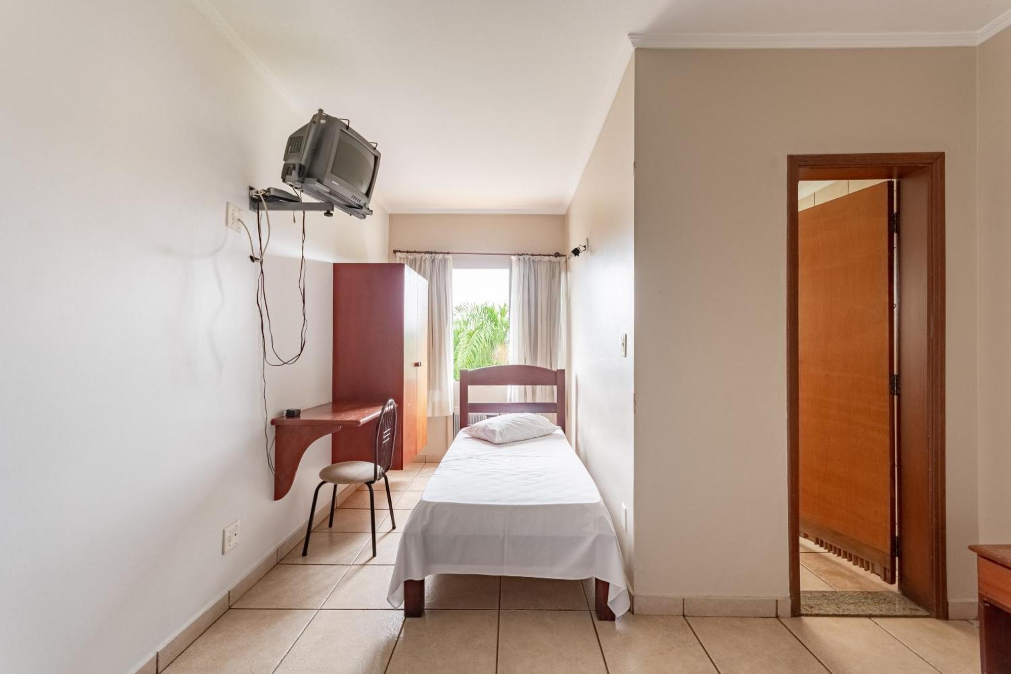 OYO Hotel Vila Rica Ribeirão Preto Esterno foto